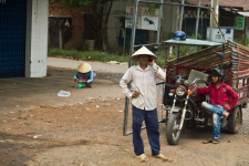 <p>Ho-Chi-Minh-Stadt<br /><br /> </p><p> </p>